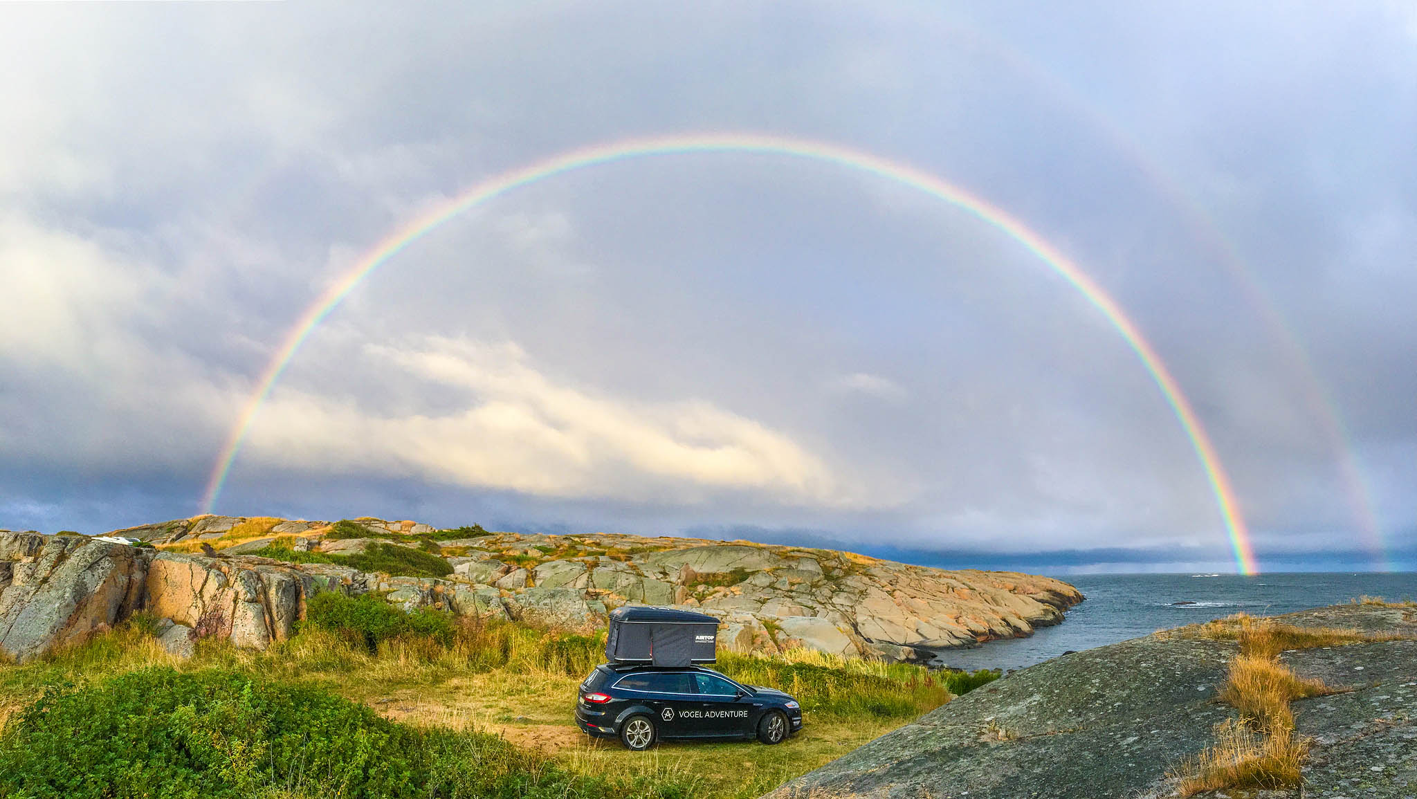 Mein schönster kompletter Regenbogen. Entstanden ist es im Sommer 2017 im Süden Norwegens bei Stavern.